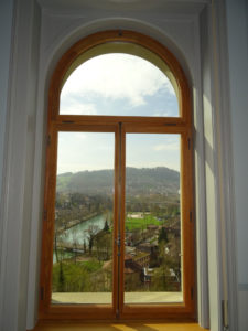 Bogenfenster-Aussicht