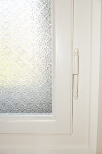 Fischband Blumenmuster Glas