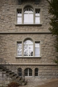 Stadtvilla schöne Fenster