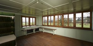 Stubenfenster-Täfer grün