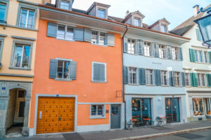 rote-fassde-denkmalschutzfenster
